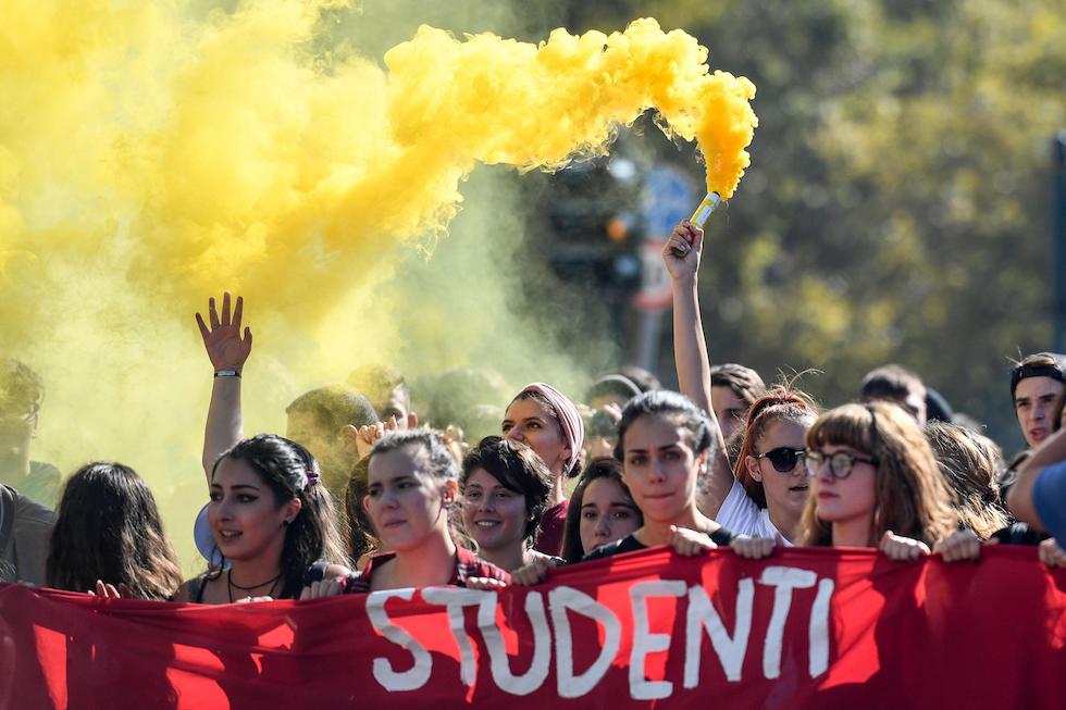 Il corteo degli studenti a Roma, il 13 ottobre 2017(ANSA/ALESSANDRO DI MEO)